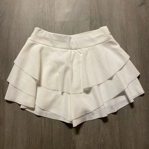 Layered Skirt - Picture 3 of 3